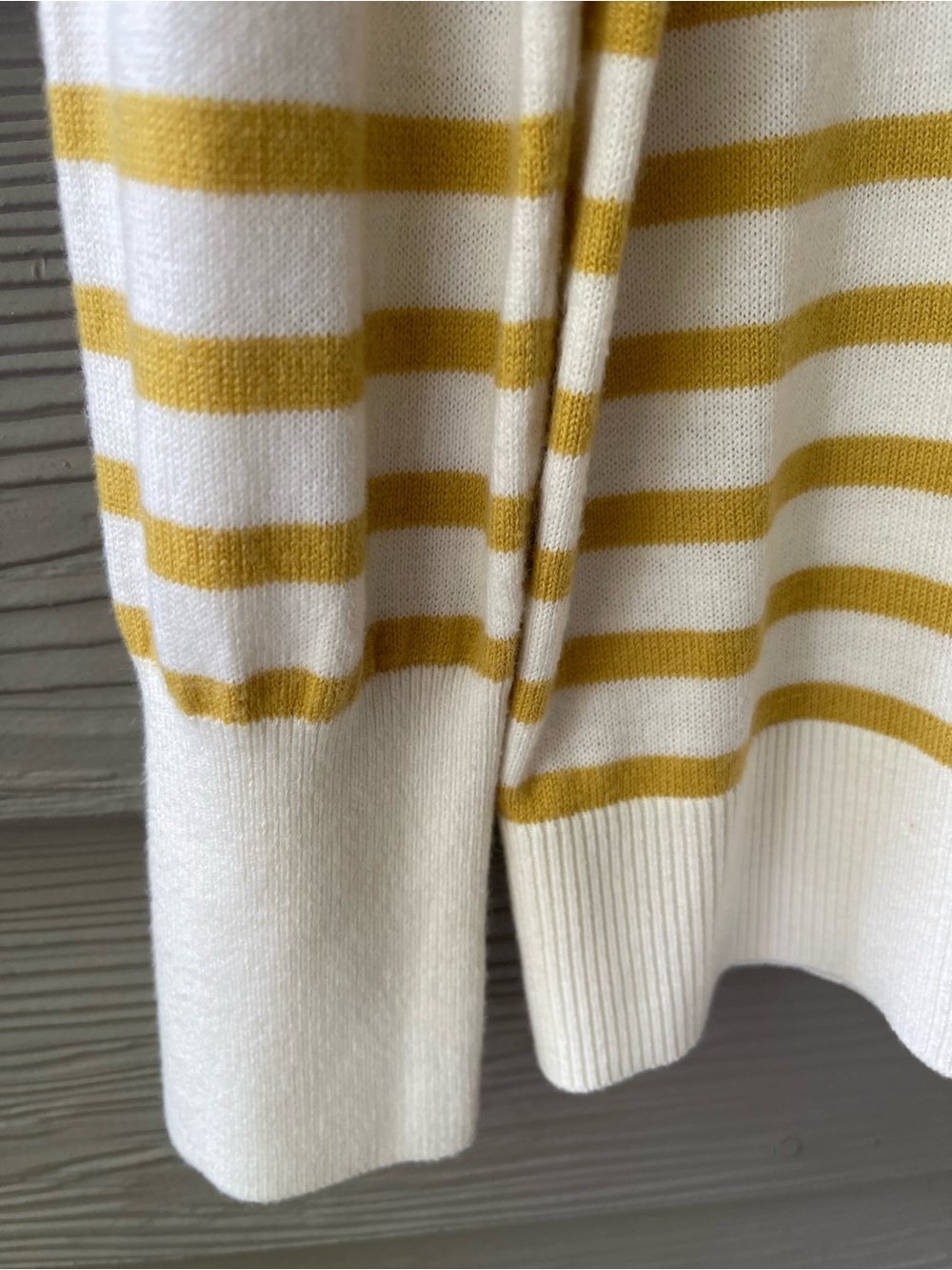 LOFT Women's Yellow White Striped Puff Sleeve Knit Sweater Size L - Picture 5 of 6